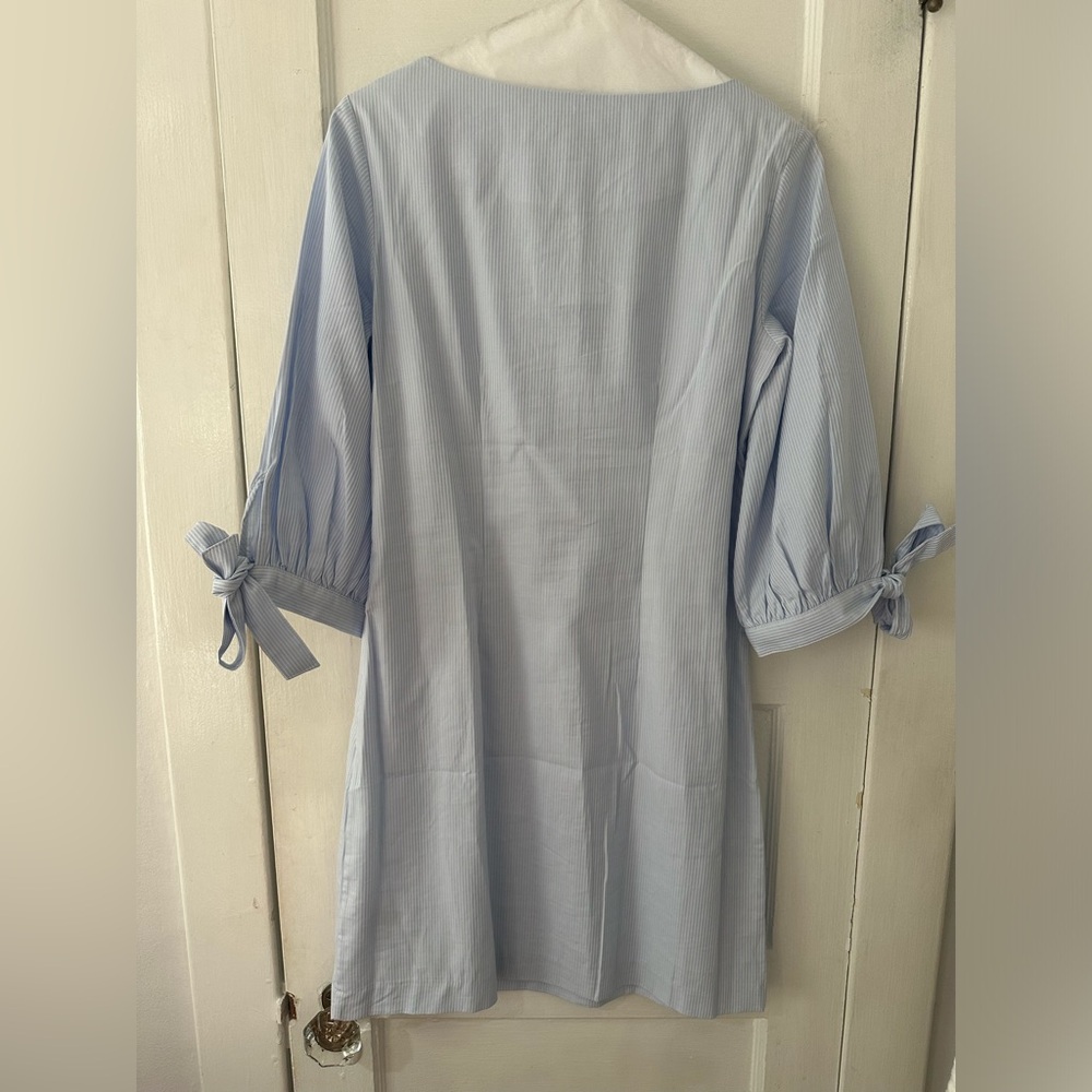 NWT H&M Bow sleeve pinstripe dress